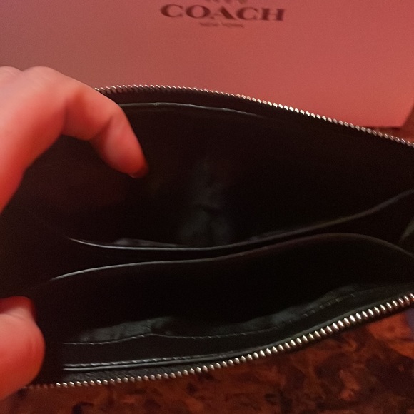 Coach signature zippy wallet wristlet with black patent leather - Picture 3 of 7